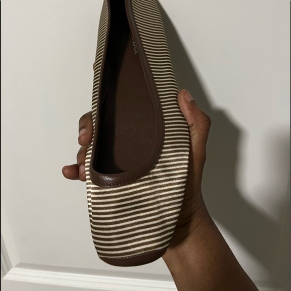 BCBGMAXAZRIA flat ballerina - Picture 2 of 10
